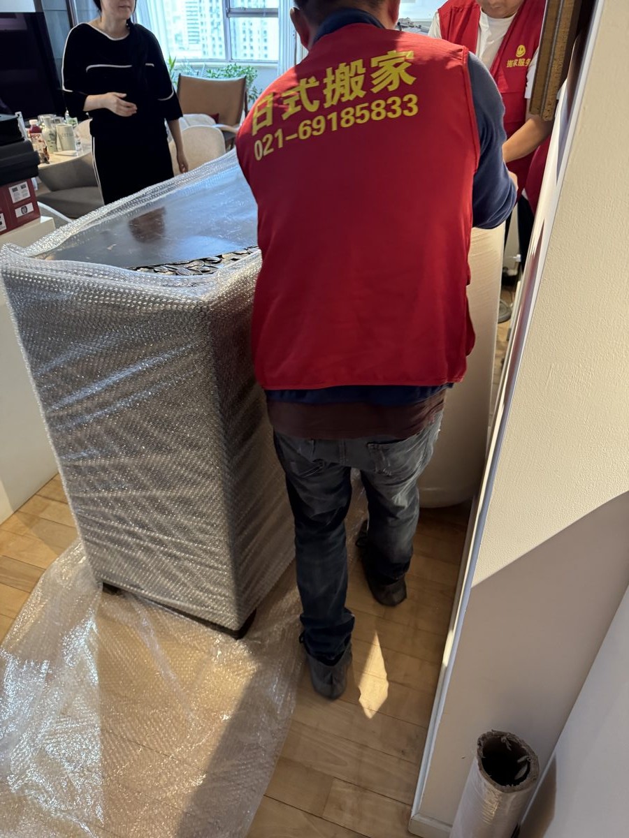 金虎日式搬家专业团队