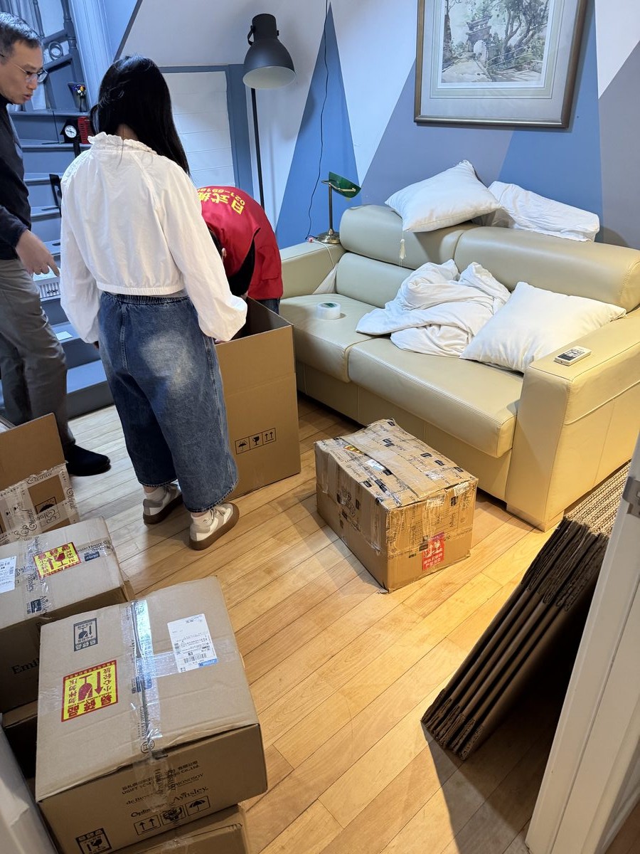 金虎日式搬家服务现场